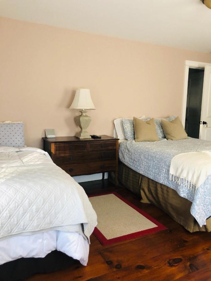 The Central House Hotel Germantown Esterno foto