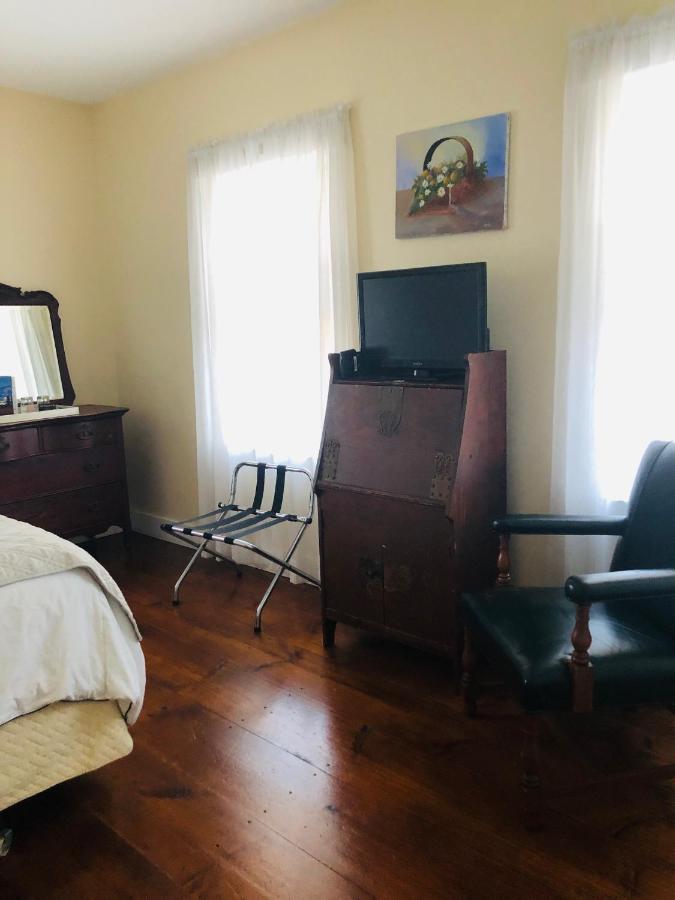 The Central House Hotel Germantown Esterno foto