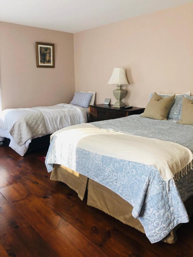 The Central House Hotel Germantown Esterno foto